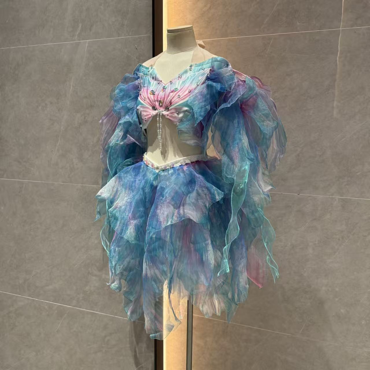 Mermaid Water Dance Skirt Prin - огляд і ціна Aquarium & Marine Museum